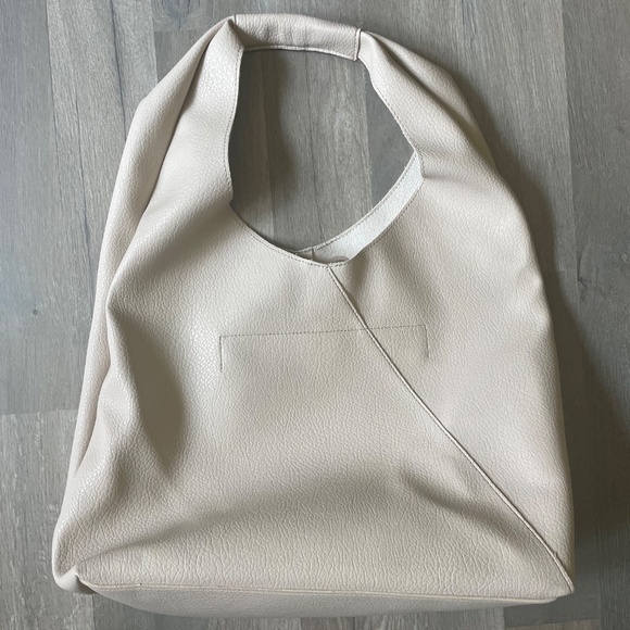 Banana Republic Cream Shoulder Bag - Picture 2 of 8